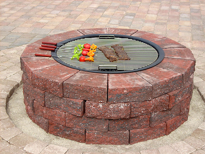 Firepits And Fireplace Idea Photo, Making A Fire Pit Out Of Red Bricks